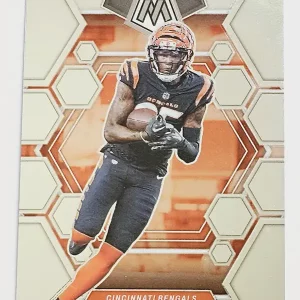 Carte à collectionner Panini Mosaic Football 2023 | | Game Over Trading Cards | Site de vente en ligne de cartes à collectionner NFL & football américain. Trading cards Panini - Topps - Donruss