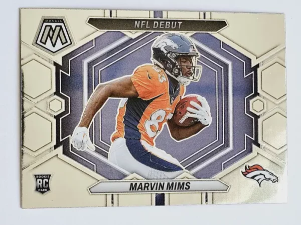 Carte à collectionner Panini Mosaic Football 2023 | | Game Over Trading Cards | Site de vente en ligne de cartes à collectionner NFL & football américain. Trading cards Panini - Topps - Donruss