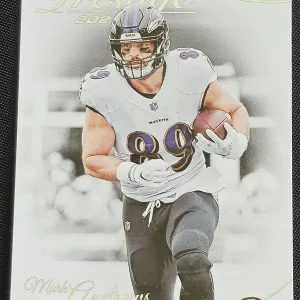 Carte à collectionner Panini Prestige Football 2023 | #25 Mark Andrews | Baltimore Ravens | Game Over Trading Cards | Site de vente en ligne de cartes à collectionner NFL & football américain. Trading cards Panini - Topps - Donruss