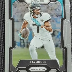 Carte à collectionner Panini Prizm Football 2023 | #141 Zay Jones | Jacksonville Jaguars | Game Over Trading Cards | Site de vente en ligne de cartes à collectionner NFL & football américain. Trading cards Panini - Topps - Donruss