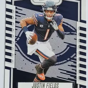 #30 Justin Fields | Chicago Bears Panini Absolute Football 2023 | Game Over Trading Cards | Site de vente en ligne de cartes à collectionner de football américain (NFL). Trading cards Panini - Topps - Donruss