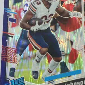 Panini Donruss Optic Football 2023 | #217 Roschon Johnson | Chicago Bears | Rated Rookie Purple Shock Prizm | Game Over Sports Cards site de vente de cartes à collectionner NFL Football Américain