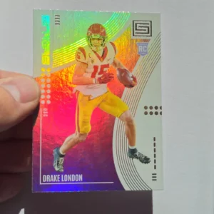 Panini Chronicles Draft Picks Football 2022 | #6 Drake London - USC Trojans | Status Rookie Card
