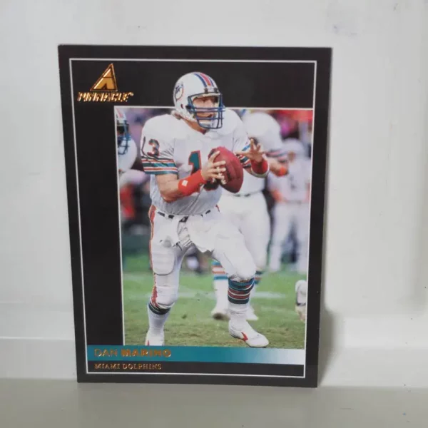 Panini Chronicles Football 2021 | #13 Dan Marino - Miami Dolphins | Pinnacle
