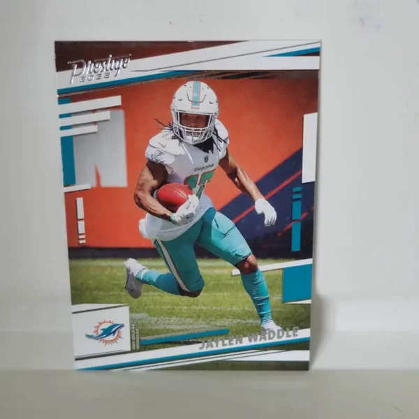 Panini Prestige Football 2022 | #182 Jaylen Waddle - Miami Dolphins